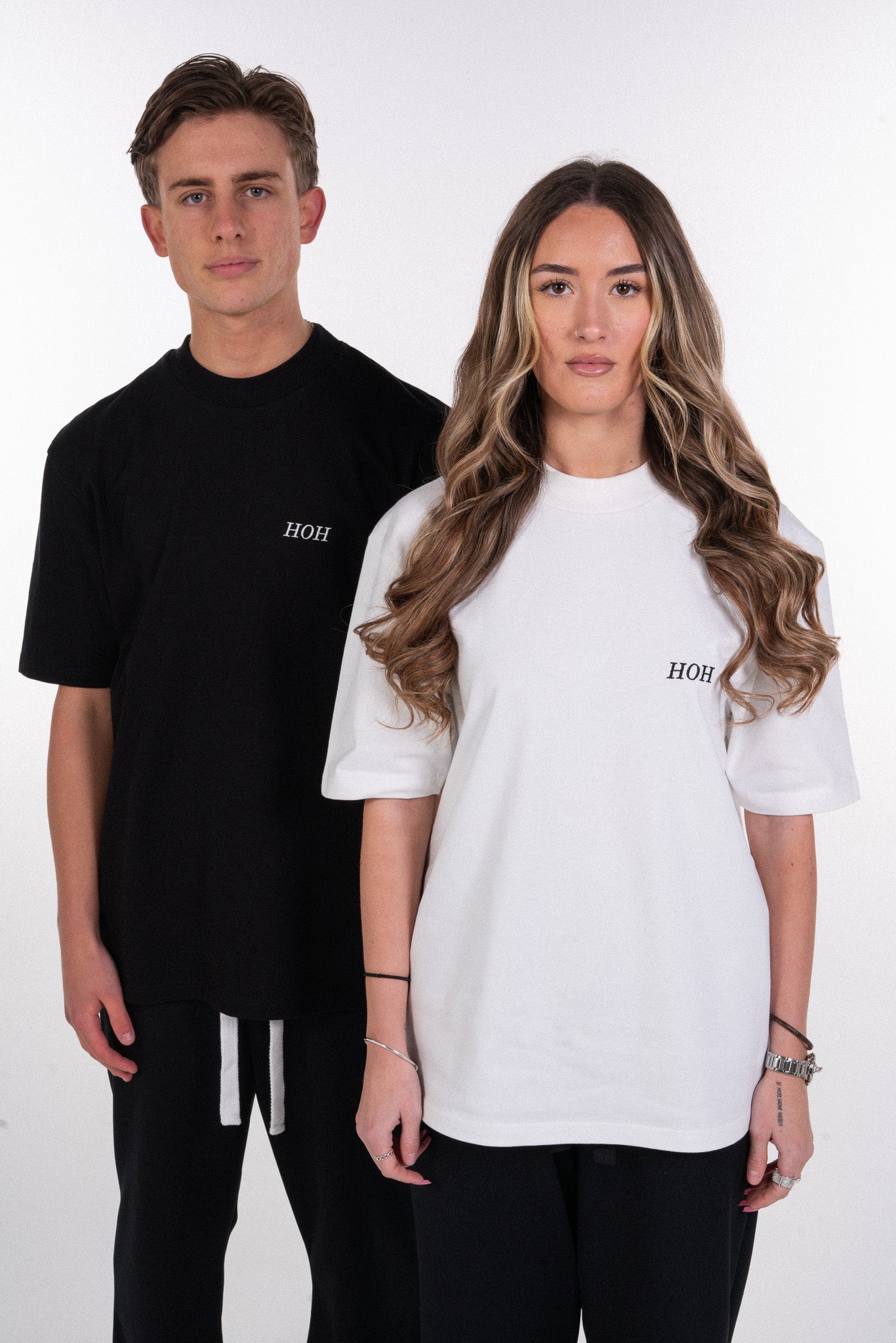 HEAVYWEIGHT WHITE T-SHIRT BLACK EMBROIDERY - STAPLE COLLECTION